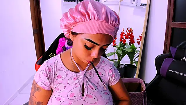 nahomy ryans online show from 26, 9, 2025