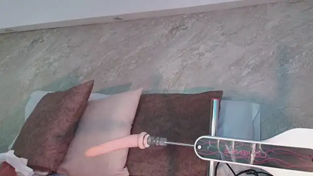 Snapshot of Dixie_grey1 chatting on 12, 2, 2026 Dixie grey1 online show from 12, 2, 2026