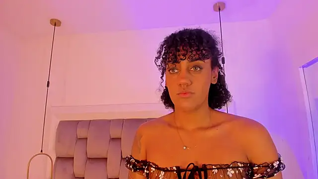 Snapshot of OnlyGia chatting on 8, 1, 2026 OnlyGia online show from 8, 1, 2026