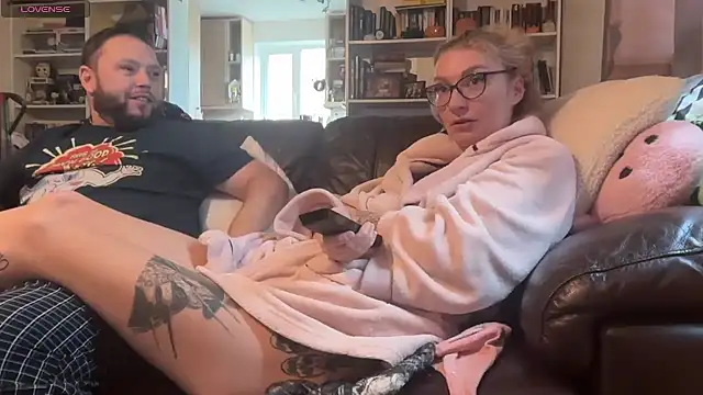 harleyblair online show from 23, 10, 2025