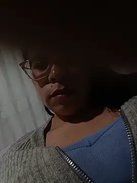 Snapshot of JenniferLegs chatting on 29, 10, 2025 JenniferLegs online show from 29, 10, 2025