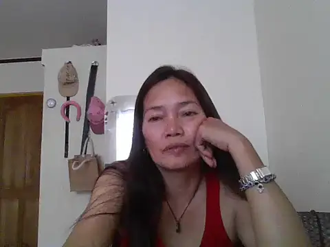 Snapshot of Asianwild_matured4uxx chatting on 9, 10, 2025 Asianwild matured4uxx online show from 9, 10, 2025