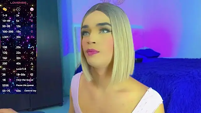 HANNAH BACKERS online show from 9, 10, 2025