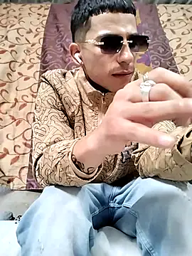 Tussi-amor online show from 26, 9, 2025