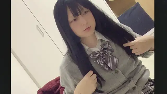 Mia032 online show from 2, 11, 2025