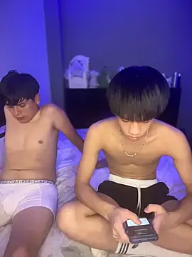 Kailertwink online show from 24, 2, 2026