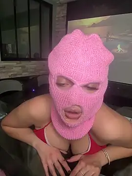 zoeypink online show from 24, 9, 2025