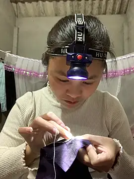 NhuFox online show from 7, 3, 2026