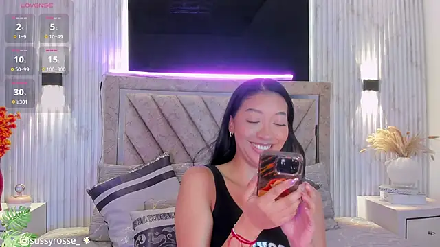 Sussyrosse  online show from 1, 4, 2026