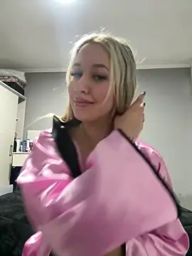 Snapshot of miagarcia250 chatting on 22, 9, 2025 miagarcia250 online show from 22, 9, 2025