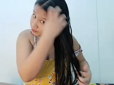 wildasianbigboobs online show from 16, 10, 2025