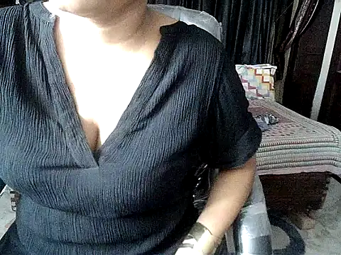 Snapshot of Anaconda-Mall chatting on 16, 9, 2025 Anaconda-Mall online show from 16, 9, 2025