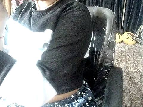 Snapshot of Anaconda-Mall chatting on 25, 10, 2025 Anaconda-Mall online show from 25, 10, 2025