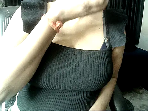 Snapshot of Anaconda-Mall chatting on 29, 11, 2025 Anaconda-Mall online show from 29, 11, 2025