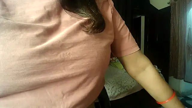 Snapshot of Anaconda-Mall chatting on 5, 5, 2026 Anaconda-Mall online show from 5, 5, 2026