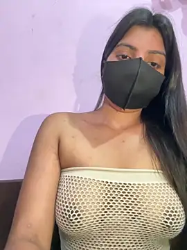 Snapshot of _01ruhi chatting on 18, 11, 2025 01ruhi online show from 18, 11, 2025