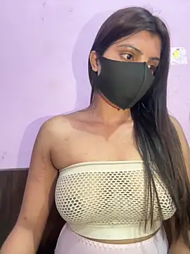 Snapshot of _01ruhi chatting on 13, 12, 2025 01ruhi online show from 13, 12, 2025