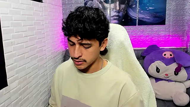 Snapshot of Alan_Del_Reyx chatting on 7, 1, 2026 Alan Del Reyx online show from 7, 1, 2026