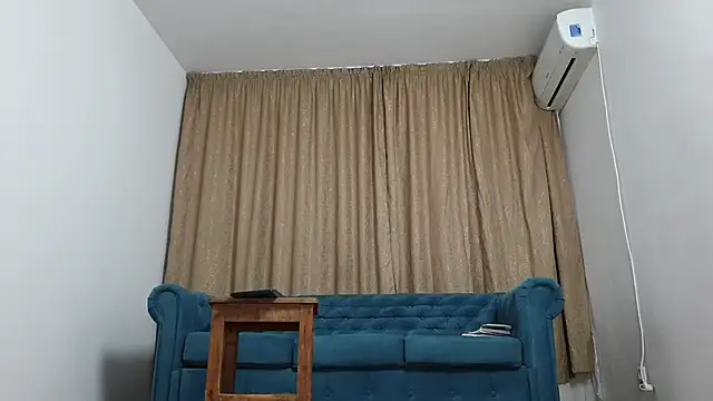 Snapshot of BLOND_GOD chatting on 1, 10, 2025 BLOND GOD online show from 1, 10, 2025