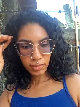 Snapshot of RavenShyfit chatting on 19, 10, 2025 RavenShyfit online show from 19, 10, 2025