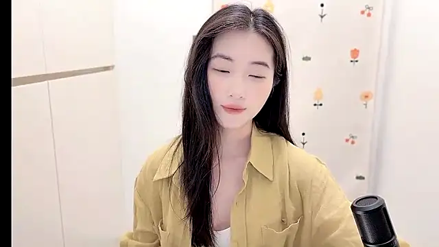 Rosalind xixi online show from 4, 11, 2025