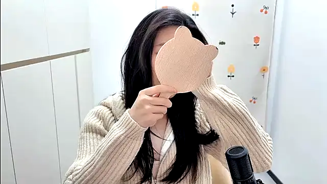 Rosalind xixi online show from 19, 11, 2025