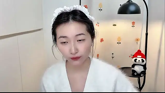 Rosalind xixi online show from 5, 12, 2025