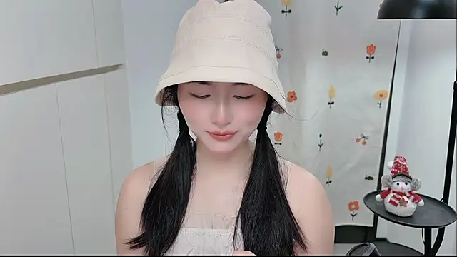 Rosalind xixi online show from 5, 6, 2026