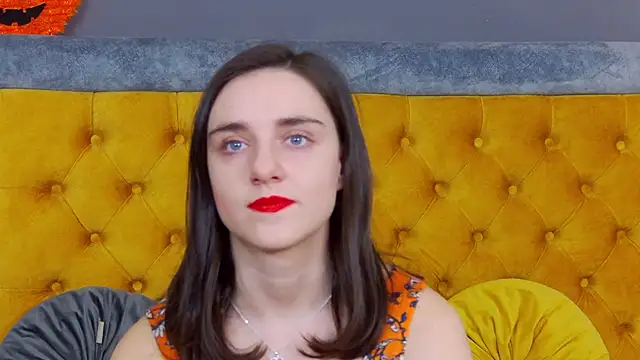 Jessica White  online show from 24, 11, 2025