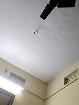 yelmaji91 online show from 28, 11, 2025