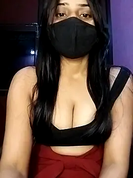 Snapshot of Amisha2 chatting on 7, 11, 2025 Amisha2 online show from 7, 11, 2025