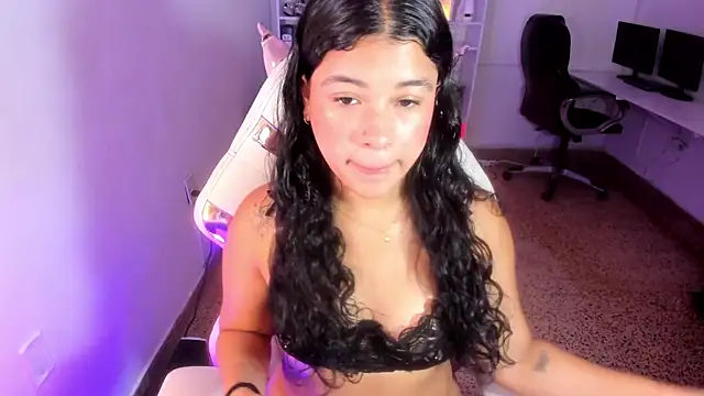 Ivy nt online show from 5, 11, 2025