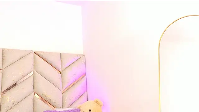 Snapshot of AlanaDoll chatting on 27, 9, 2025 AlanaDoll online show from 27, 9, 2025