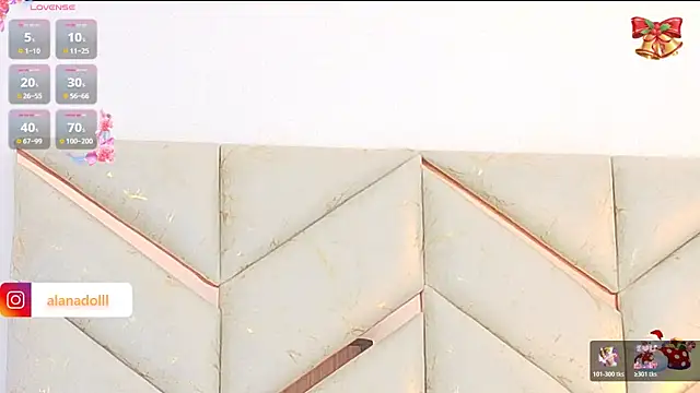 Snapshot of AlanaDoll chatting on 24, 11, 2025 AlanaDoll online show from 24, 11, 2025