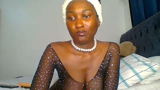 Snapshot of seductive_leex chatting on 8, 9, 2025 seductive leex online show from 8, 9, 2025
