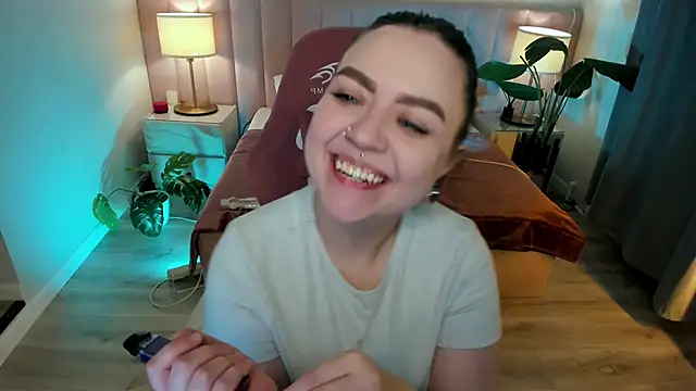 ashton heidii online show from 12, 4, 2026