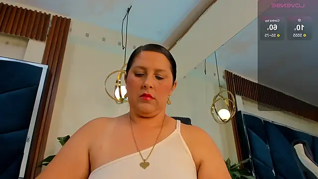 Snapshot of KikaDuque chatting on 29, 11, 2025 KikaDuque online show from 29, 11, 2025