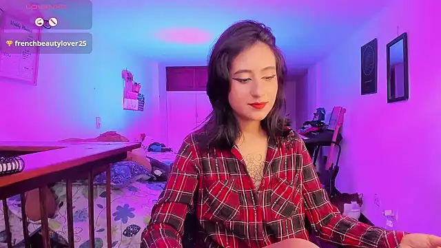 Snapshot of atenea_dragon__ chatting on 21, 9, 2025 atenea dragon online show from 21, 9, 2025