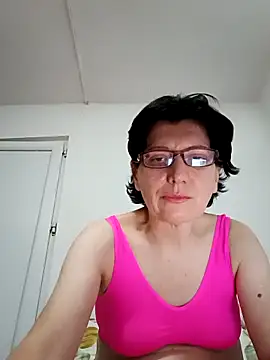 Snapshot of Vera_Elle chatting on 21, 10, 2025 Vera Elle online show from 21, 10, 2025