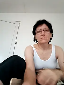 Snapshot of Vera_Elle chatting on 10, 11, 2025 Vera Elle online show from 10, 11, 2025