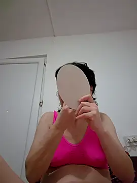 Vera Elle online show from 3, 3, 2026