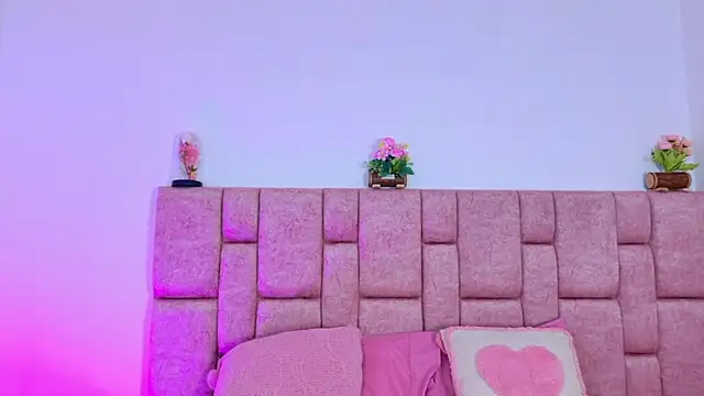 ScarlettLuxe online show from 27, 11, 2025