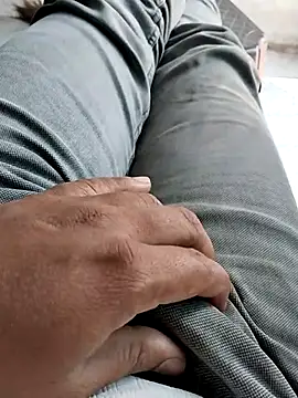 Snapshot of hunk28_6 chatting on 17, 10, 2025 hunk28 6 online show from 17, 10, 2025