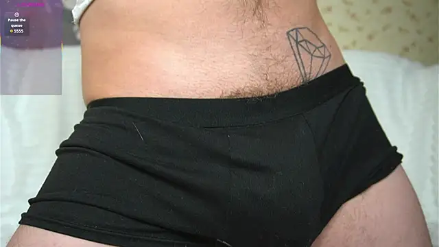 johnstoneisland online show from 5, 4, 2026