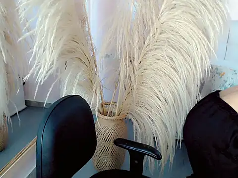 nathalialoes1 online show from 17, 10, 2025