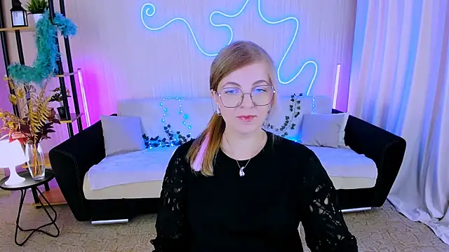 YourUniverser online show from 26, 9, 2025