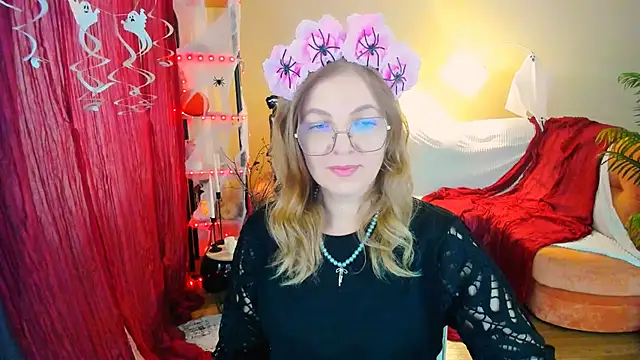 YourUniverser online show from 27, 10, 2025