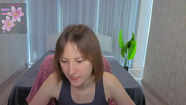 LuluChiiii online show from 10, 3, 2026