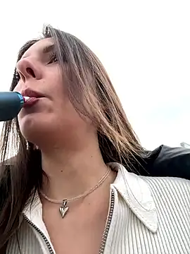 kittyCarrol online show from 22, 9, 2025