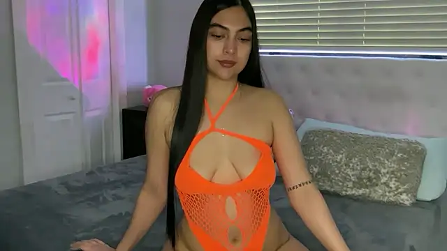 Snapshot of _HANNA_BARKER chatting on 17, 12, 2025 HANNA BARKER online show from 17, 12, 2025